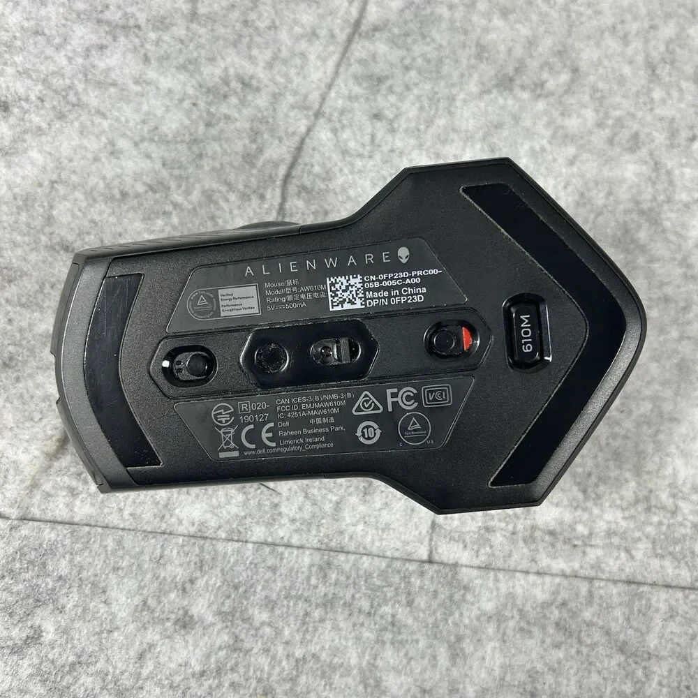 Alienware AW610M Wired/Wireless Gaming Mouse - Dark Side of The Moon